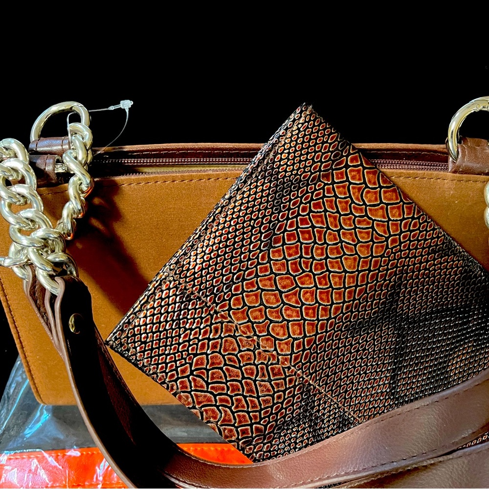 Miche bag with 2 covers: orange and copper snake. Never been used